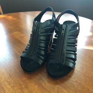 Aerosoles Wedge Sandals Size 7 1/2. Black $29.